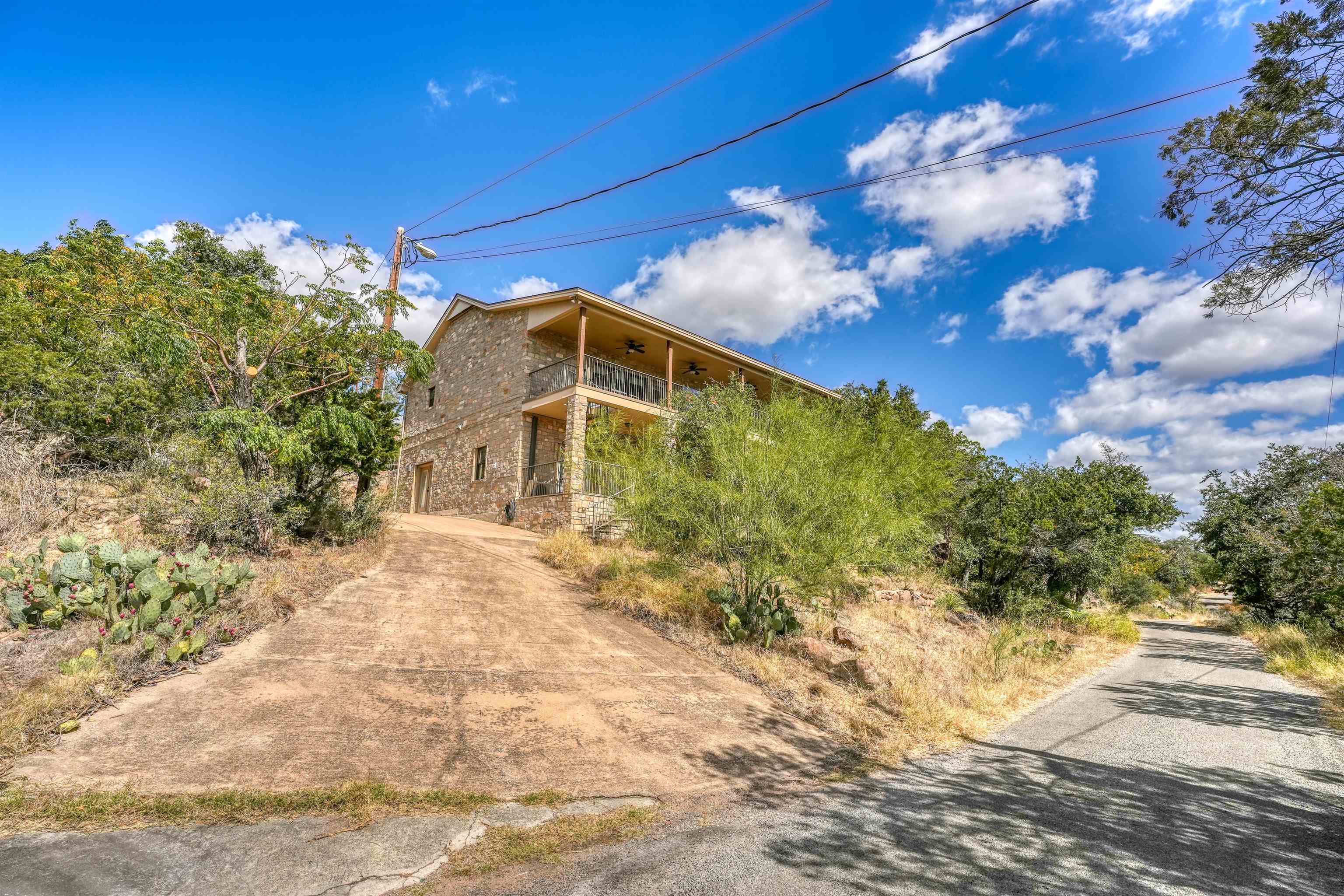 604 N Inwood Road Buchanan Dam TX 78609