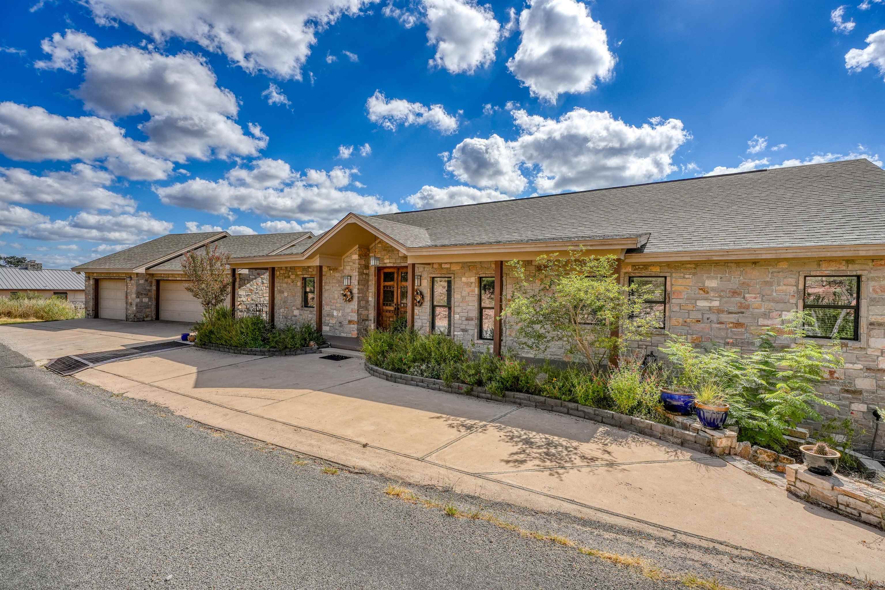 604 N Inwood Road Buchanan Dam TX 78609