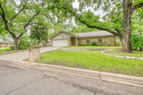 322 San Saba Street Meadowlakes TX 78654