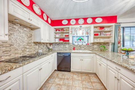 322 San Saba Street Meadowlakes TX 78654