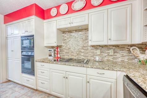 322 San Saba Street Meadowlakes TX 78654