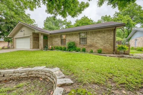 322 San Saba Street Meadowlakes TX 78654