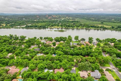 322 San Saba Street Meadowlakes TX 78654