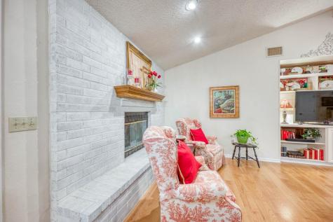 322 San Saba Street Meadowlakes TX 78654