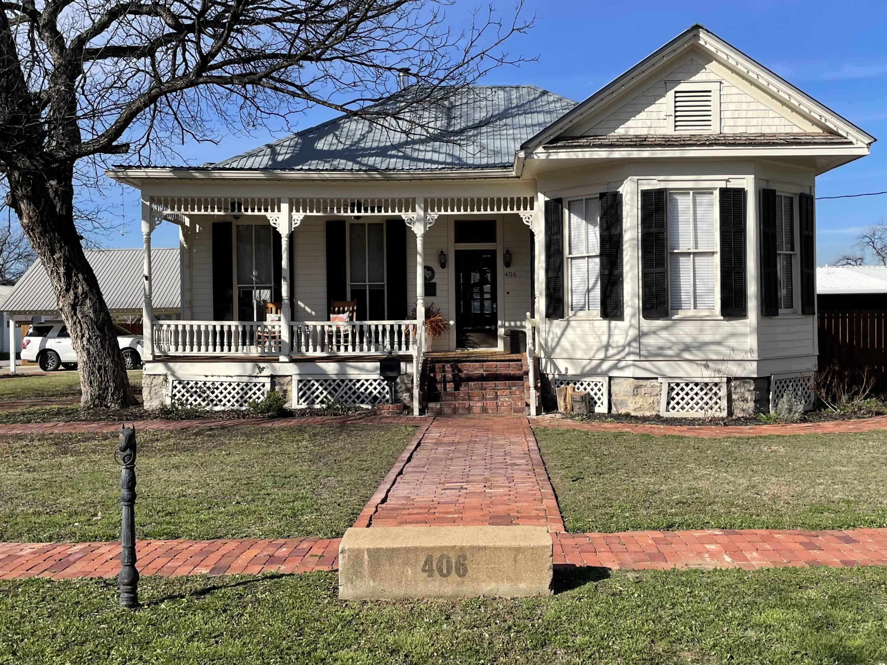 406 W Commerce Street San Saba TX 76877