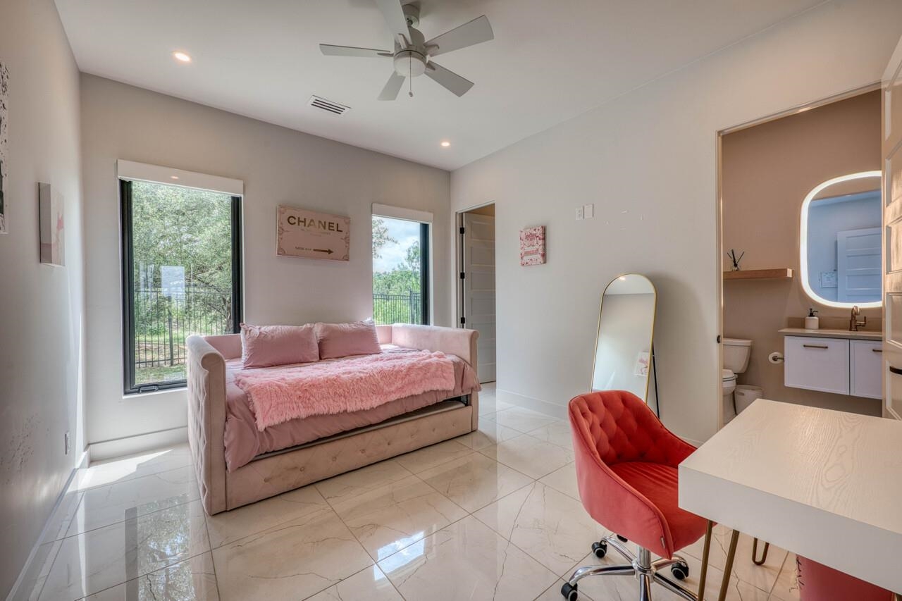 207 Kites Court Horseshoe Bay TX 78657