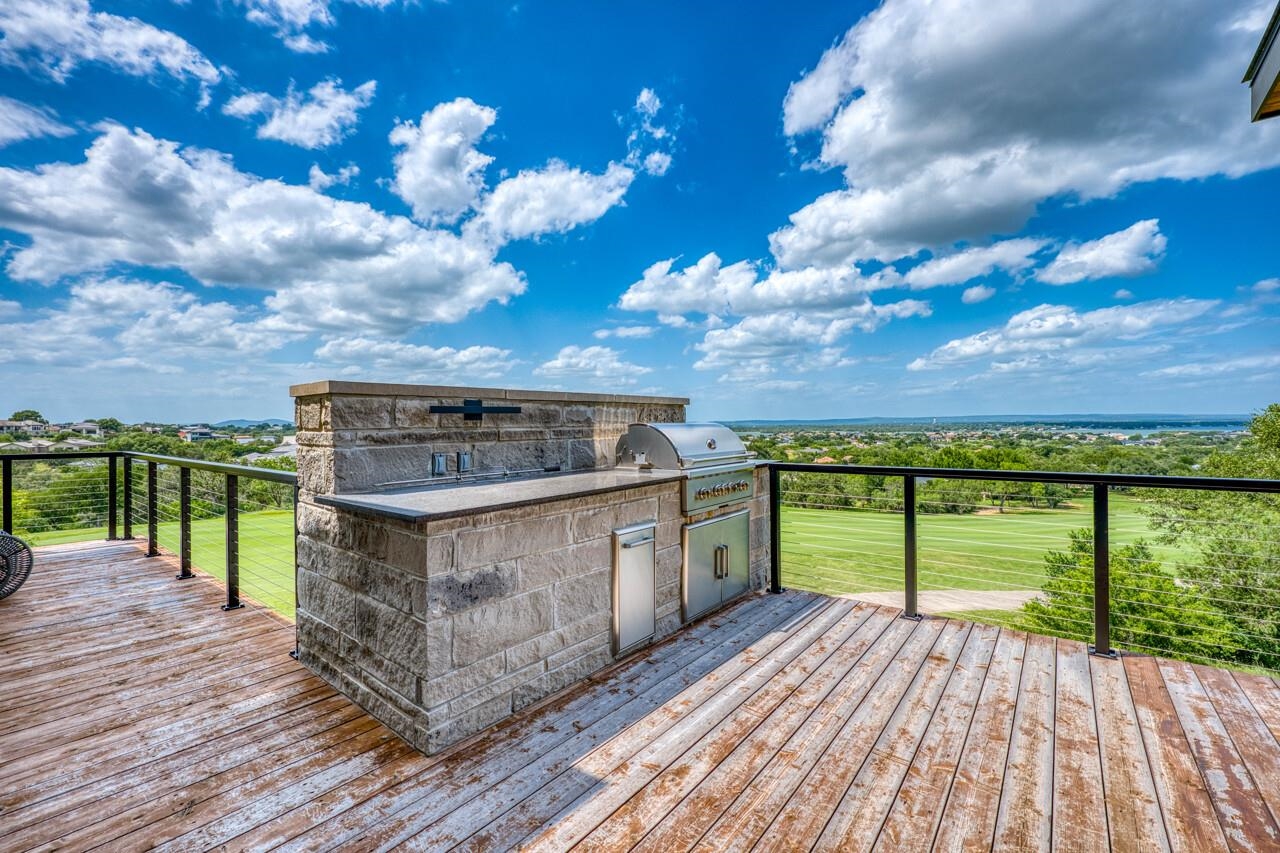 207 Kites Court Horseshoe Bay TX 78657