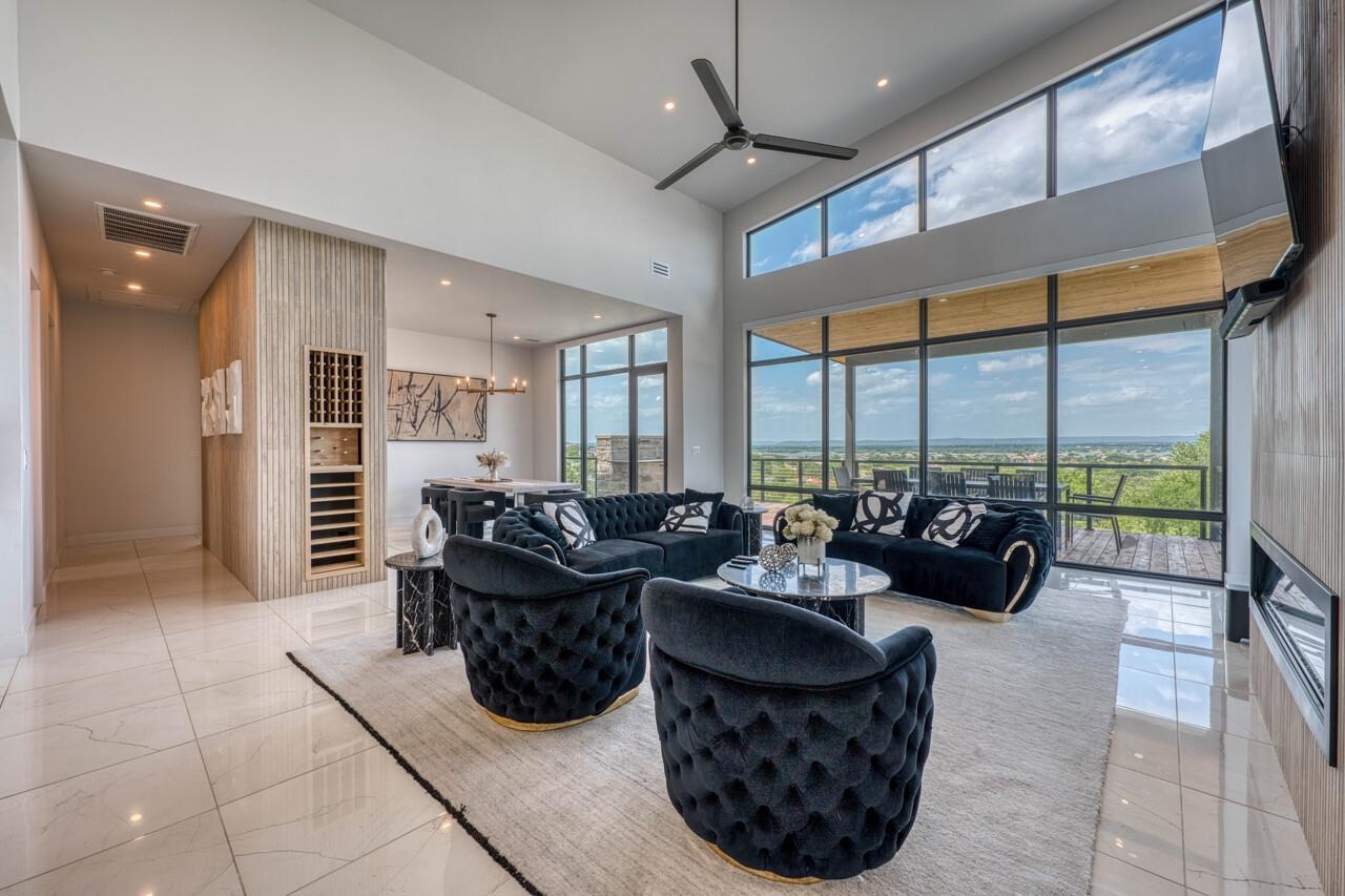 207 Kites Court Horseshoe Bay TX 78657
