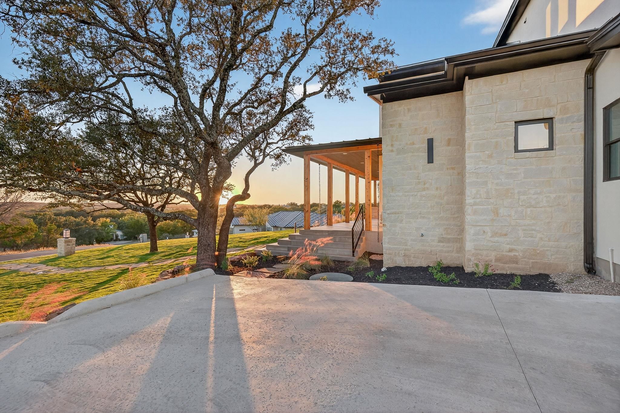 400 Emerald Way Horseshoe Bay TX 78657