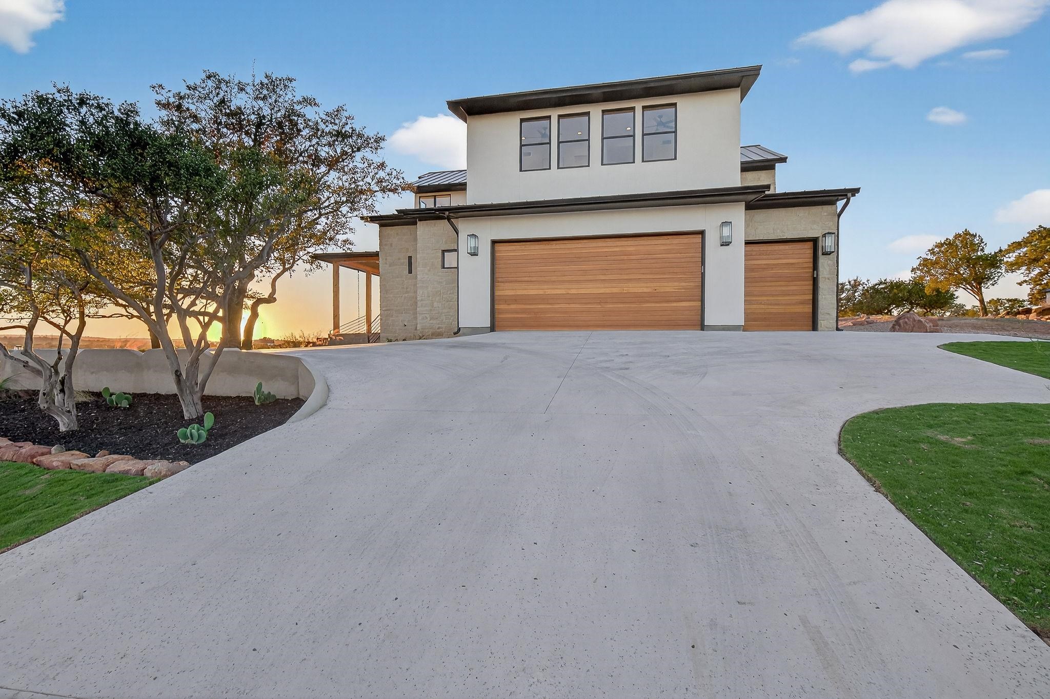 400 Emerald Way Horseshoe Bay TX 78657