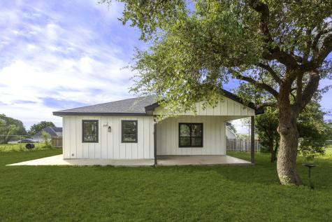 1008 Naumann Dr Drive Granite Shoals TX 78654