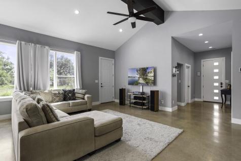 1008 Naumann Dr Drive Granite Shoals TX 78654