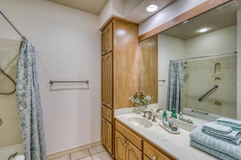 402 Meadowlakes Drive Meadowlakes TX 78654