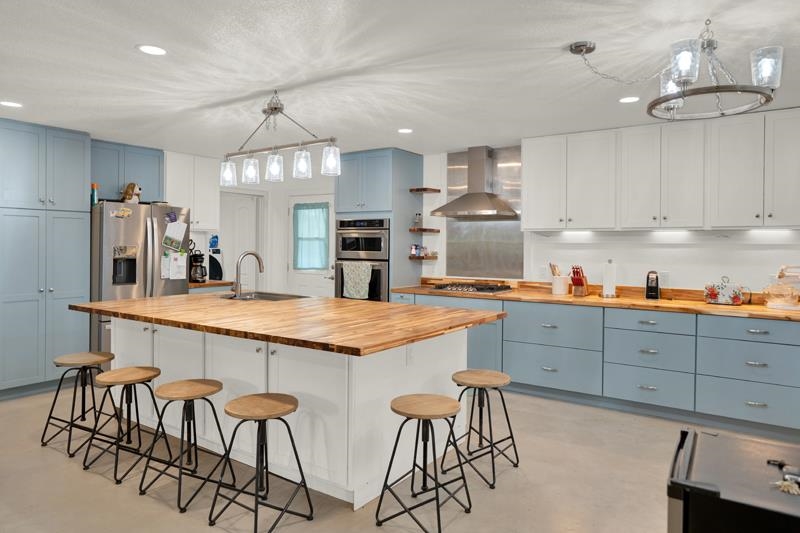 210 Whited Street Tow TX 78672