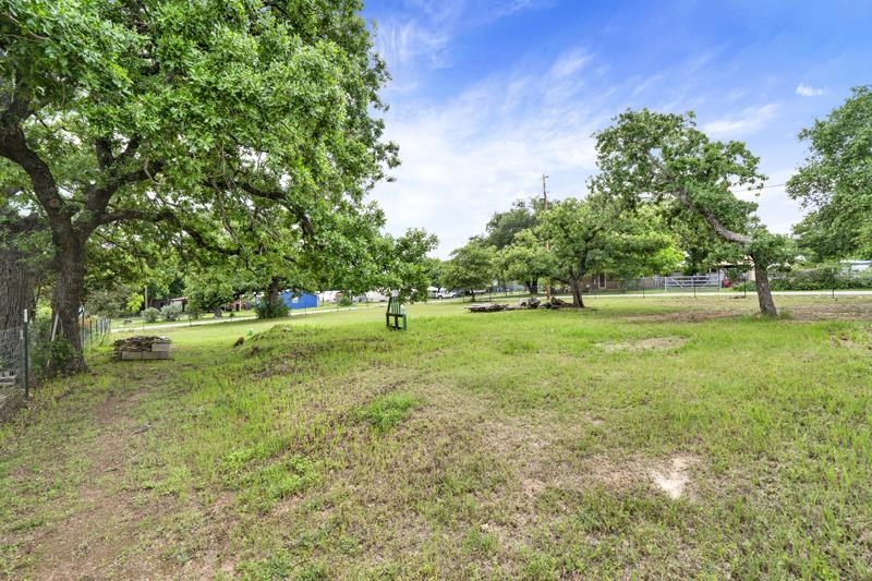 210 Whited Street Tow TX 78672
