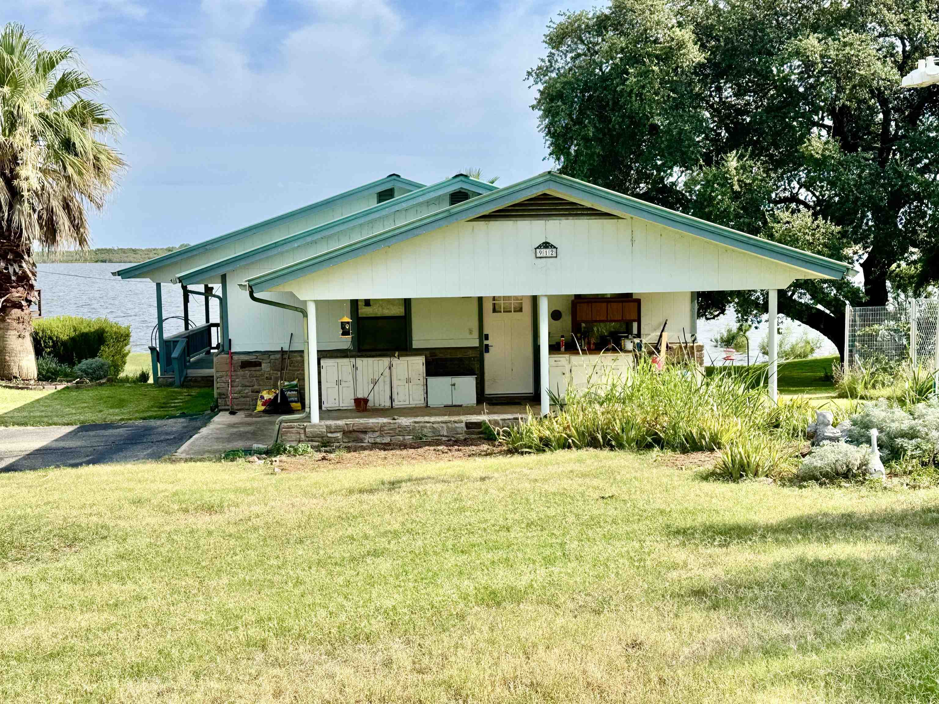 912 Cozy Lane Tow TX 78672