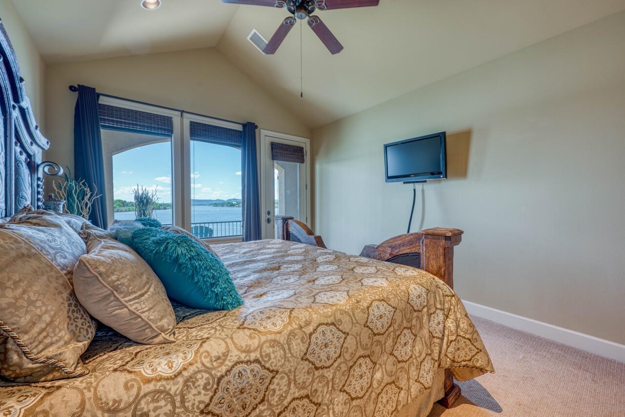 100 Chandler Way Kingsland TX 78639