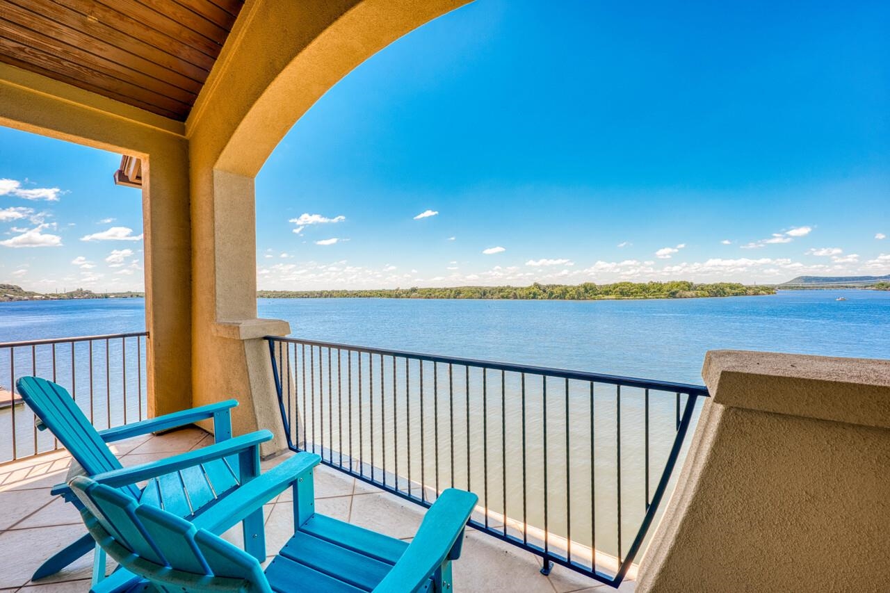 100 Chandler Way Kingsland TX 78639