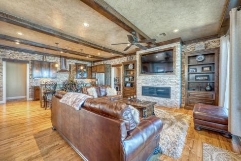 100 Chandler Way Kingsland TX 78639
