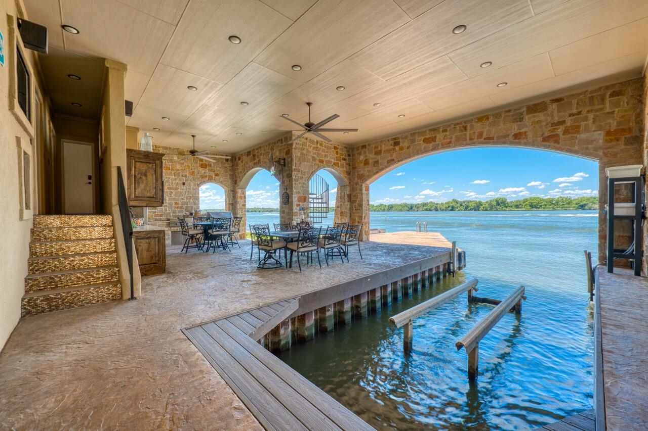 100 Chandler Way Kingsland TX 78639