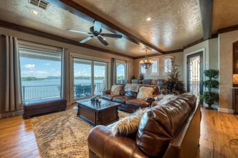 100 Chandler Way Kingsland TX 78639