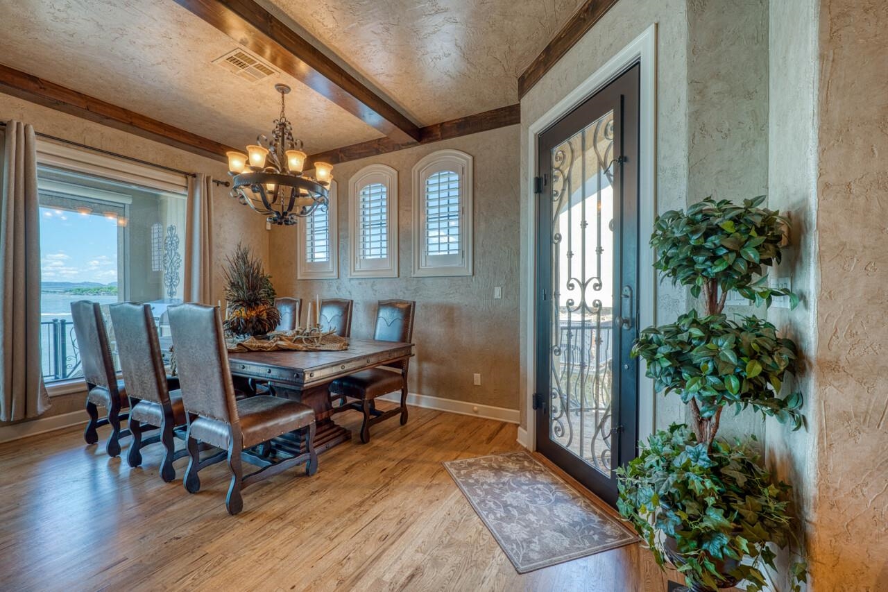 100 Chandler Way Kingsland TX 78639