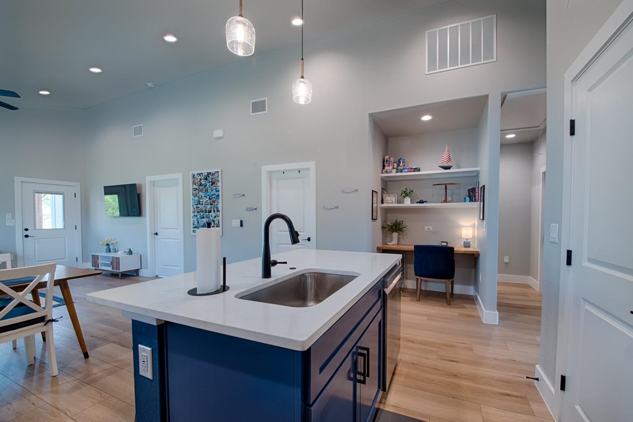 708 Southcrest Drive Granite Shoals TX 78654