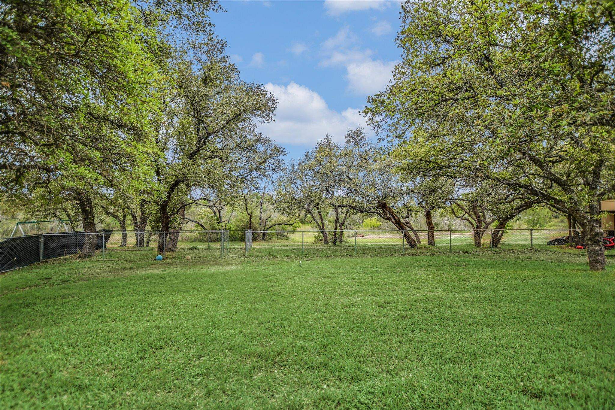 800 Texas Avenue Kingsland TX 78639