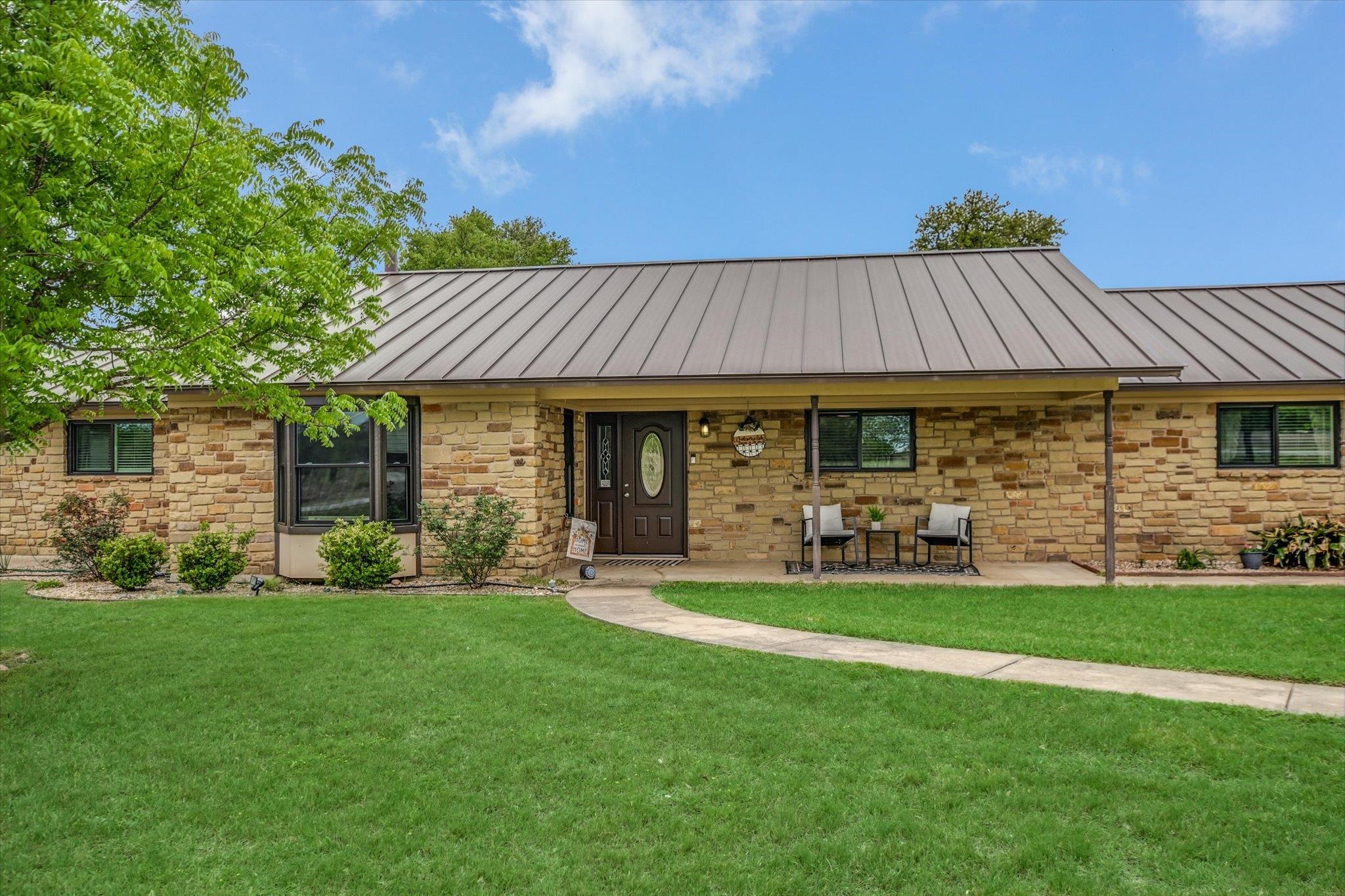 800 Texas Avenue Kingsland TX 78639