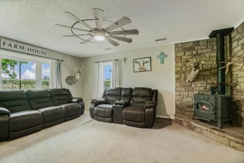 800 Texas Avenue Kingsland TX 78639