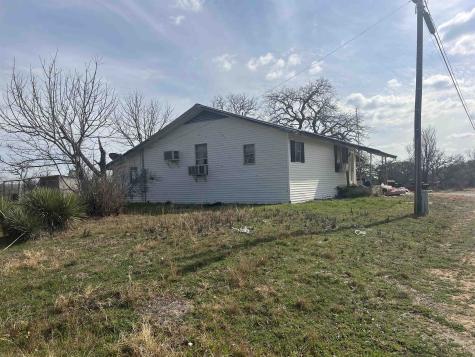 1034 Ranch Road 2545 Kingsland TX 78639