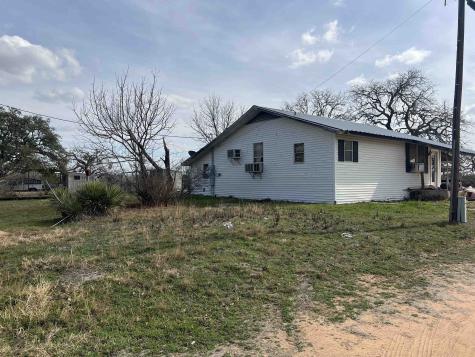 1034 Ranch Road 2545 Kingsland TX 78639