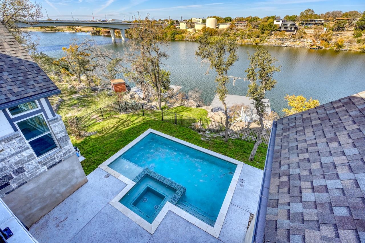 112 Los Escondidos Marble Falls TX 78654