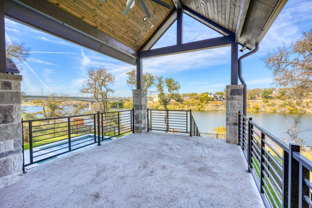 112 Los Escondidos Marble Falls TX 78654