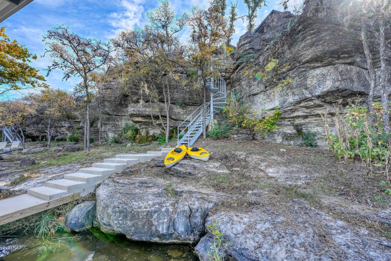 112 Los Escondidos Marble Falls TX 78654