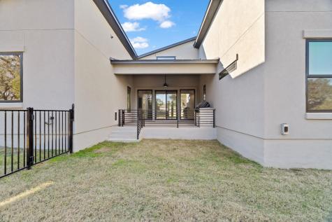 612 Broken Hills Horseshoe Bay TX 78657