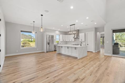 612 Broken Hills Horseshoe Bay TX 78657