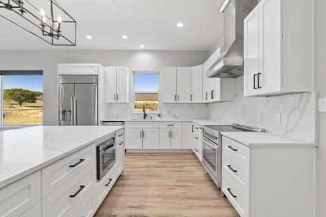 612 Broken Hills Horseshoe Bay TX 78657