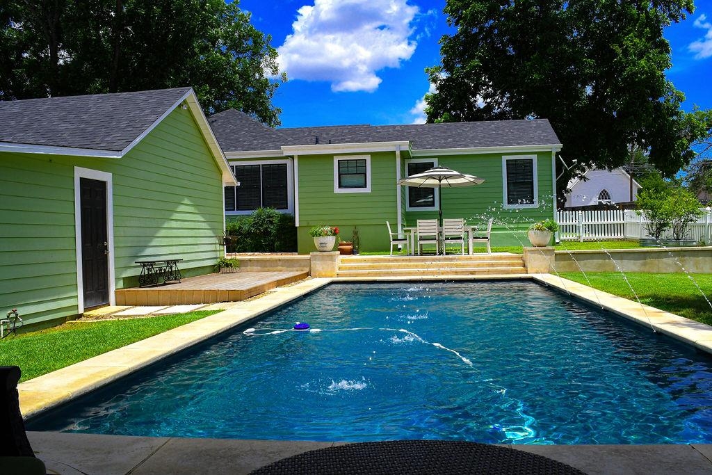 1301 Ford Street Llano TX 78643