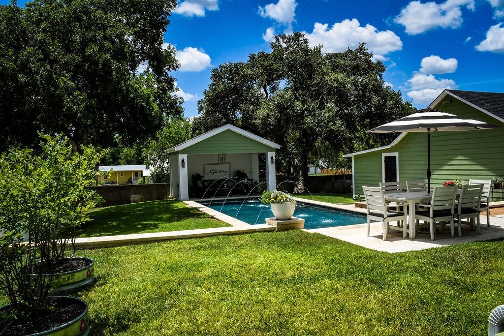 1301 Ford Street Llano TX 78643