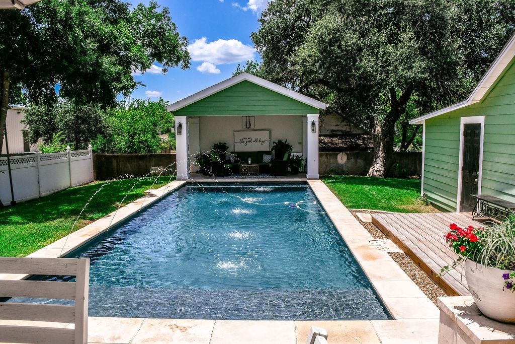 1301 Ford Street Llano TX 78643