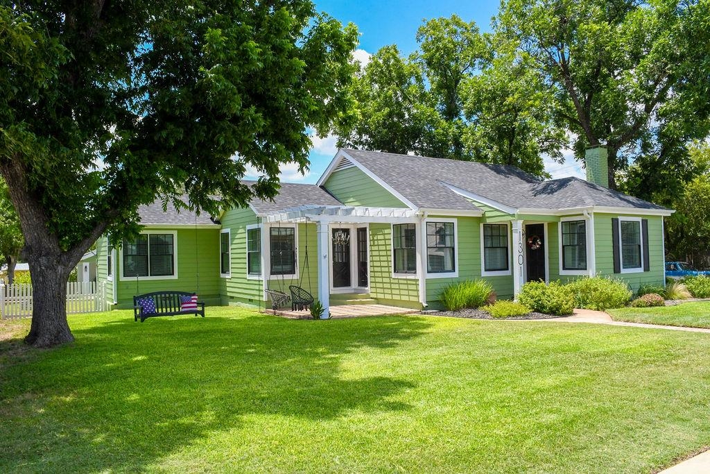 1301 Ford Street Llano TX 78643
