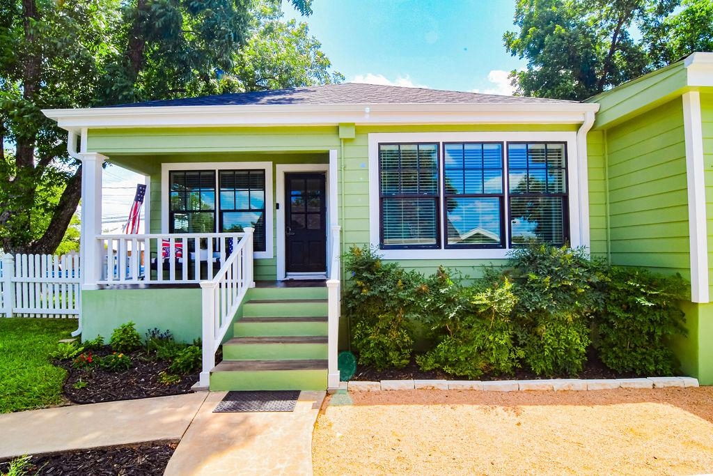 1301 Ford Street Llano TX 78643