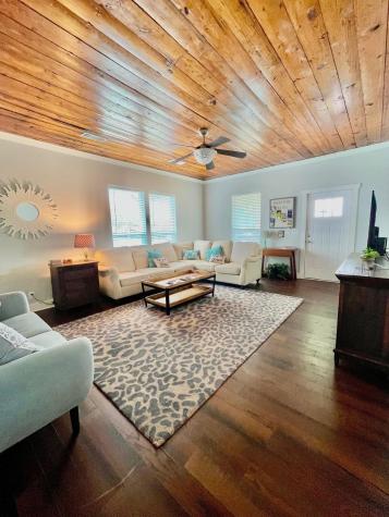 1408 Ford Street Llano TX 78643
