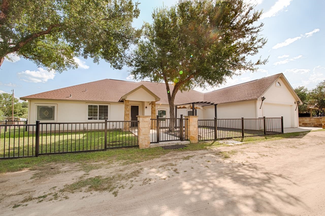 1026 Kingswell Drive Granite Shoals TX 78654