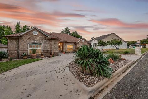 20 Augusta Drive Meadowlakes TX 78654