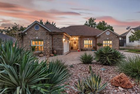 20 Augusta Drive Meadowlakes TX 78654