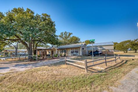 403 South Drive Kingsland TX 78639