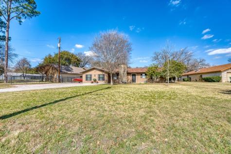 1408 Highland Drive Highland Haven TX 78654