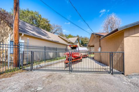 1408 Highland Drive Highland Haven TX 78654